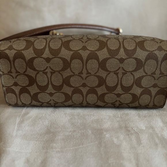 Coach Etta Carryall Bag with Matching Slim Envelope Wallet - Picture 4 of 10